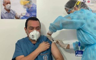 Primer Vacunado en el Departamento es el Doctor Célico Guzmán