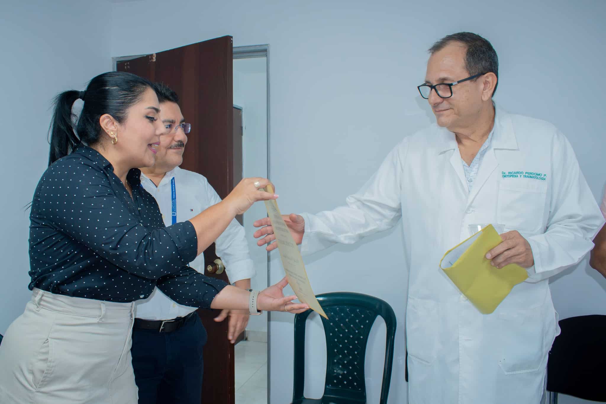 Buen viento y buena mar al doctor Ricardo Perdomo Perdomo