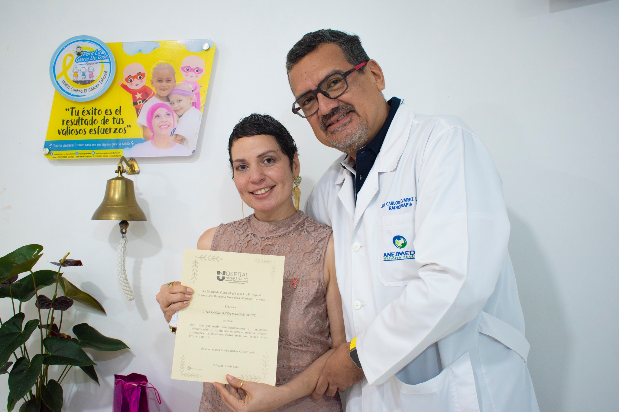 Lina tocó la campana