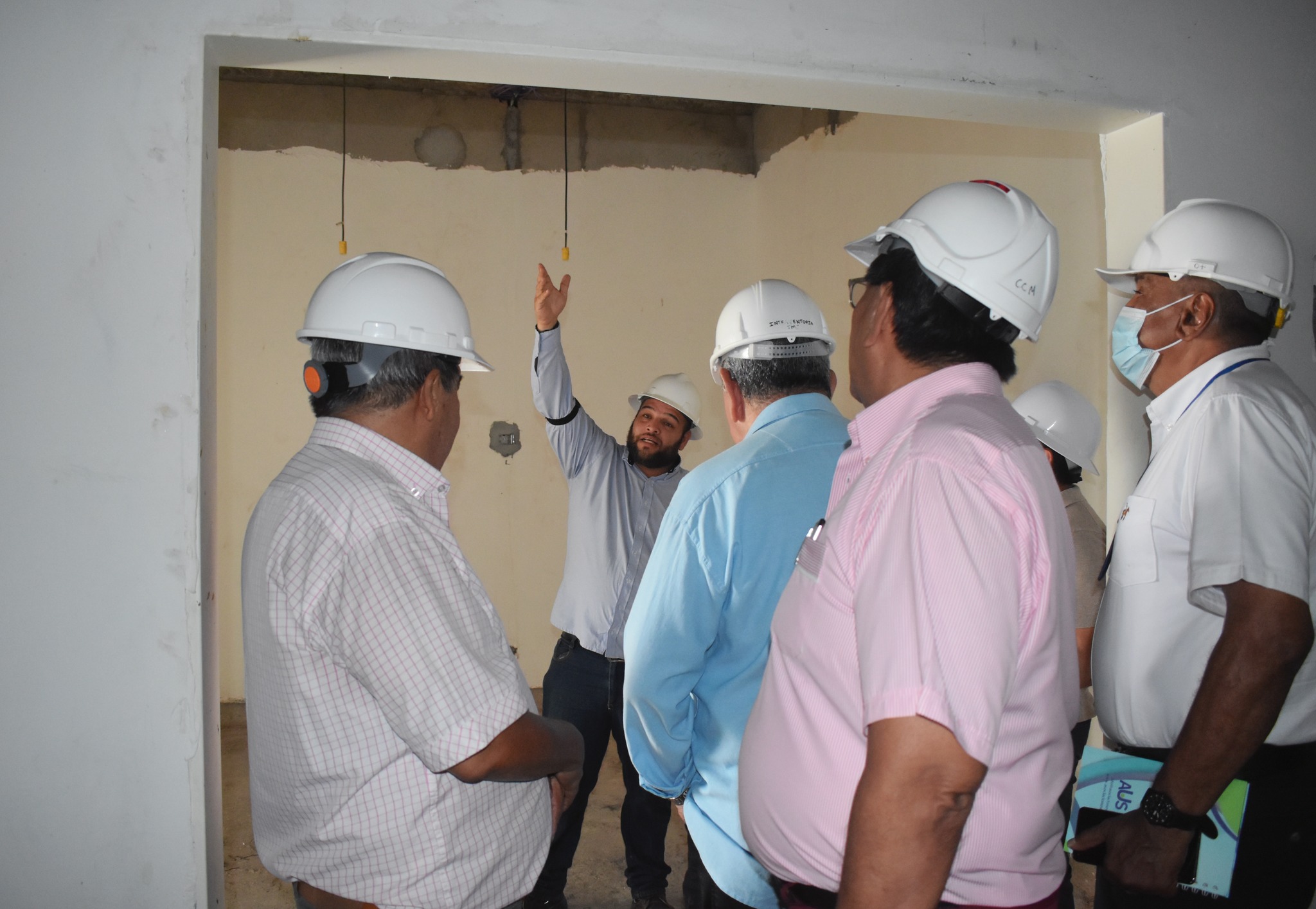Veeduría visitó obras en Torre Materno-Infantil